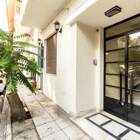 Beautiful Appartment Under Akropolis!-2